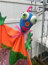 Load image into Gallery viewer, Puppet Building - Level 2 - with Pincushion Puppet Club Saturday 5/23/26 1pm to 4pm
