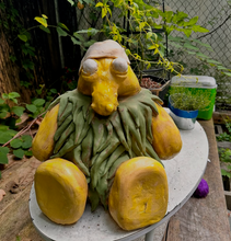 Load image into Gallery viewer, Handbuilding (and Glazing) Creatures with John Parks Monday 8/11/25 2pm to 5pm
